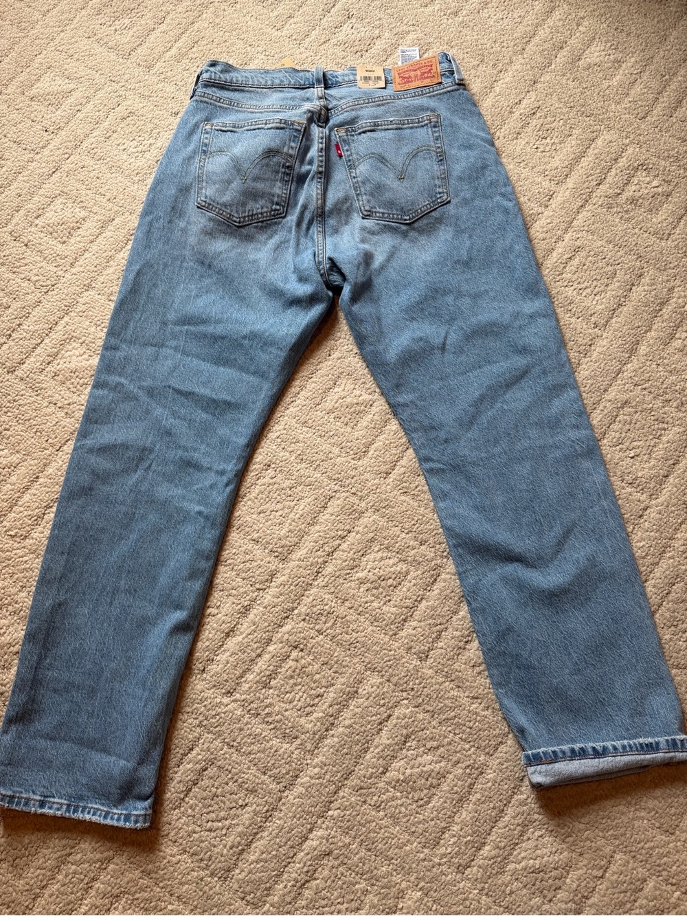 Levis Women's 501 Curve Jeans - Picture 6 of 6